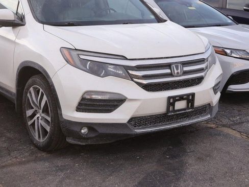 Used 2016 Honda Pilot Touring image 2