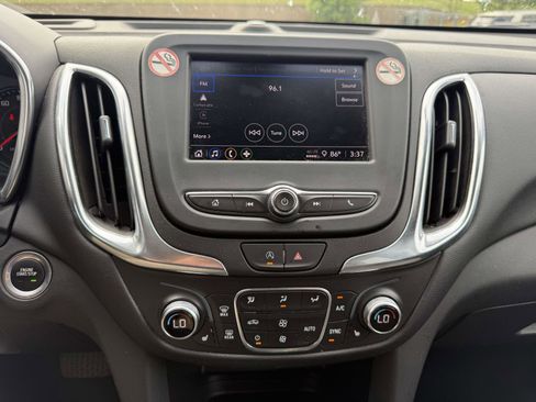 Used 2024 Chevrolet Equinox LT FWD image 13