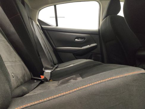 Used 2022 Nissan Sentra SR FWD image 19