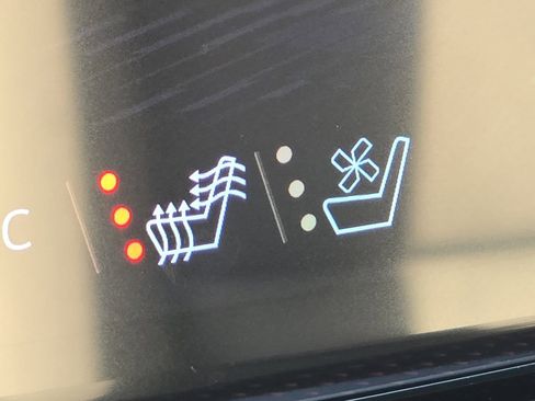 New 2026 Chevrolet Traverse RS w/ LPO, Floor Liner Package image 8