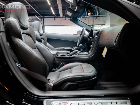 Used 2013 Chevrolet Corvette 427 w/ Z06 Carbon Fiber Package image 74