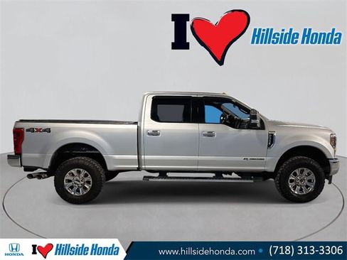 Used 2018 Ford F350 XLT w/ XLT Premium Package image 6