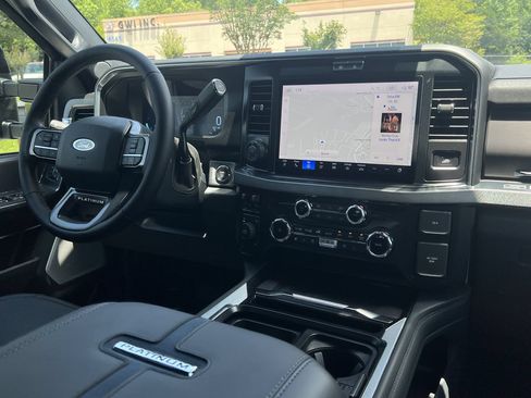 New 2026 Ford F450 Platinum AWD/4WD image 3