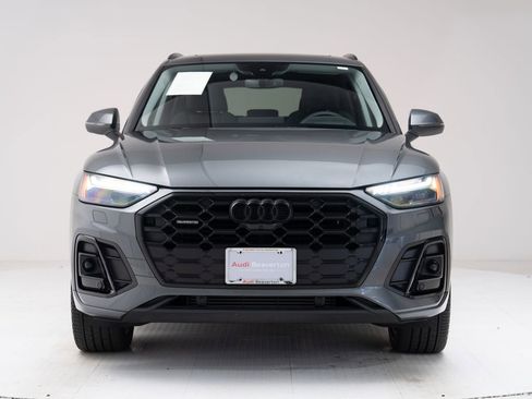 Used 2023 Audi Q5 2.0T Prestige w/ Prestige Package AWD/4WD image 2