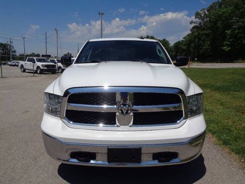 Used 2022 RAM 1500 Classic SLT w/ Electronics Group AWD/4WD image 9