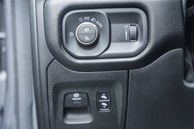 Used 2021 RAM 1500 Big Horn AWD/4WD image 49
