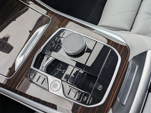 New 2026 BMW X5 xDrive40i w/ M Sport Package image 28