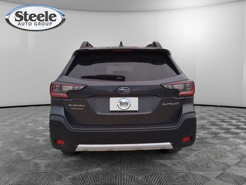 Used 2025 Subaru Outback Limited image 4