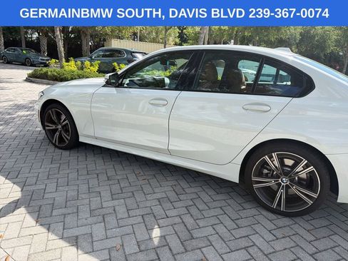 Used 2023 BMW 330i Sedan w/ Premium Package image 4