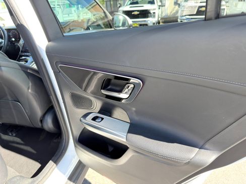 Used 2024 Mercedes-Benz GLC 300 w/ Winter Package image 13