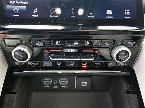 Used 2021 Jeep Grand Cherokee L Overland w/ Luxury Tech Group IV image 27