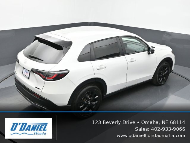 Used 2025 Honda HR-V Sport image 18