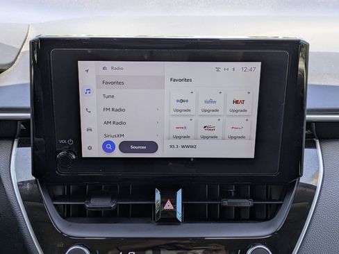 Used 2024 Toyota Corolla LE image 18