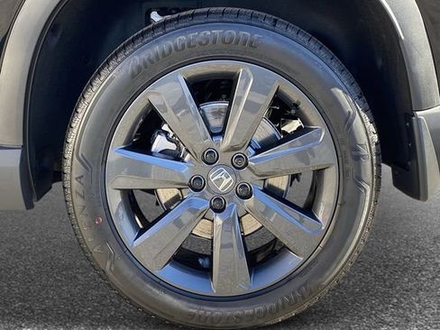 New 2026 Honda Pilot Sport image 9