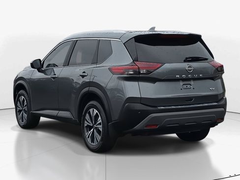 Used 2023 Nissan Rogue SV w/ SV Premium B Package image 5