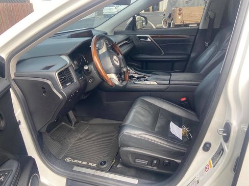 Used 2016 Lexus RX 450h AWD image 11