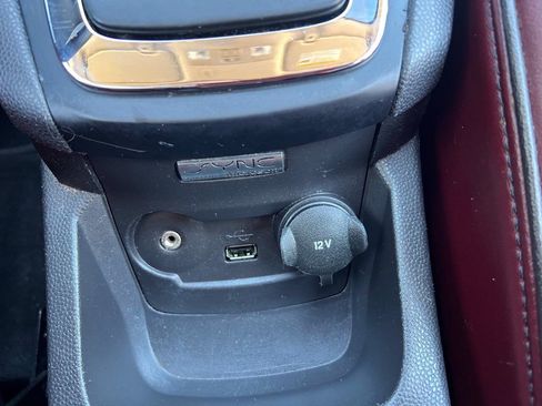 Used 2011 Ford Fiesta SES w/ 301A Rapid Spec Order Code FWD image 24