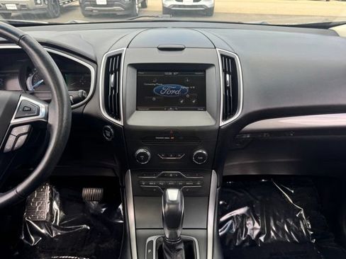 Used 2015 Ford Edge SEL w/ Equipment Group 201A AWD/4WD image 2