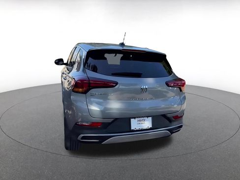 Used 2025 Buick Encore GX Preferred AWD/4WD image 9