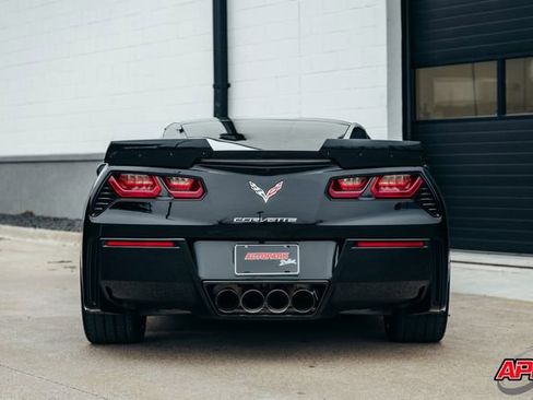 Used 2016 Chevrolet Corvette Stingray Coupe w/ 2LT Preferred Equipment Group image 5