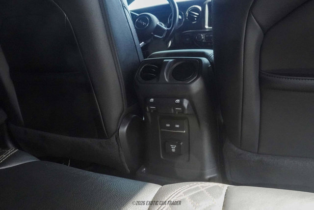 Used 2022 Jeep Wrangler Unlimited Sahara AWD/4WD image 41