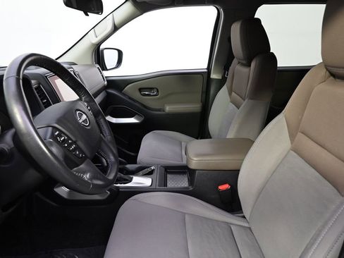 Used 2022 Nissan Frontier SV image 13