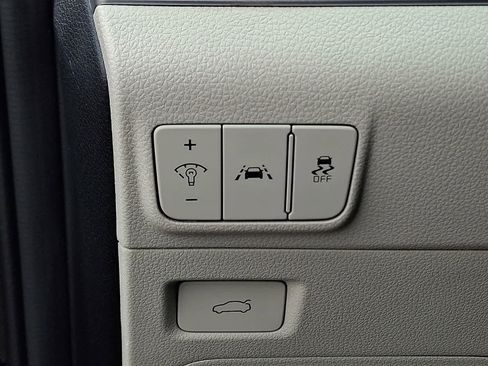 Used 2021 Kia K5 LXS image 27