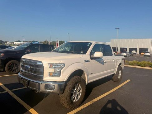 Used 2016 Ford F150 Lariat w/ Equipment Group 501A Mid AWD/4WD image 3