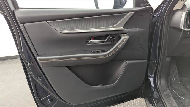 Used 2024 MAZDA CX-90 Plug-In Hybrid w/ Premium Pkg AWD/4WD image 13