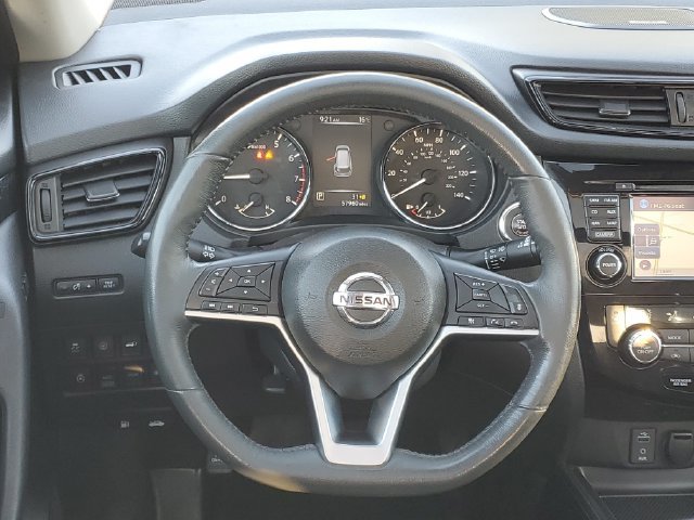 Used 2017 Nissan Rogue SL AWD/4WD image 13