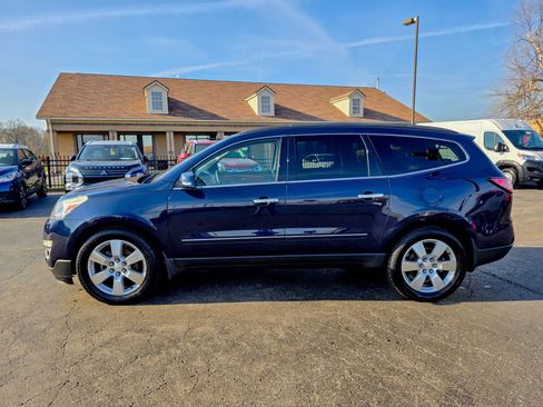 Used 2015 Chevrolet Traverse LTZ image 2