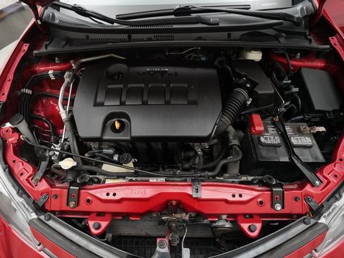 Used 2017 Toyota Corolla L image 3