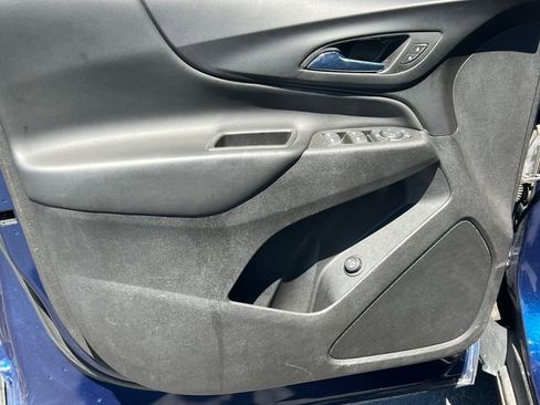 Used 2022 Chevrolet Equinox LT AWD/4WD image 15
