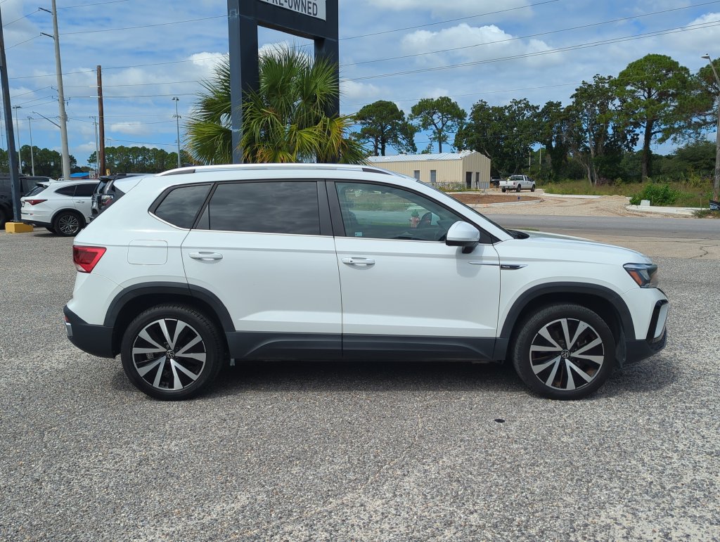 Used 2023 Volkswagen Taos SE FWD image 8