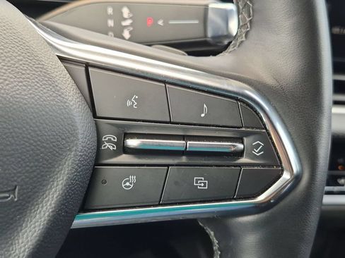Used 2025 Chevrolet Equinox LT AWD/4WD image 22