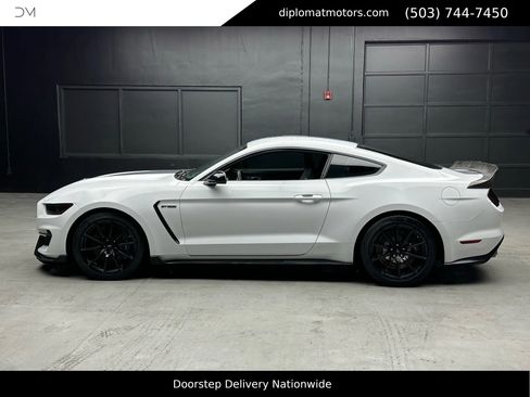 Used 2017 Ford Mustang Shelby GT350 image 3