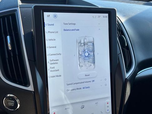 Used 2022 Ford Edge SEL w/ Convenience Package image 13