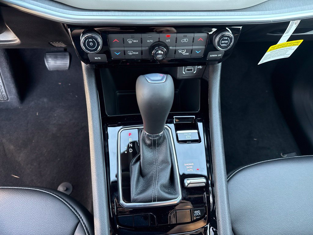 New 2026 Jeep Compass Limited AWD/4WD image 14