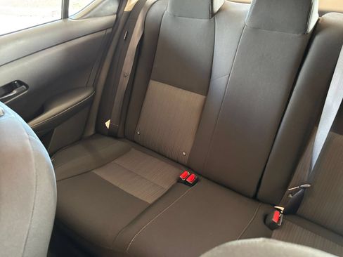 Used 2025 Nissan Sentra SV FWD image 37