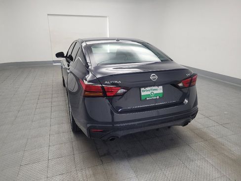 Used 2019 Nissan Altima 2.5 SV FWD image 6