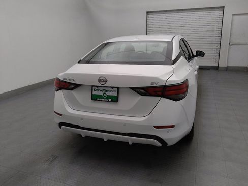 Used 2024 Nissan Sentra SV image 7