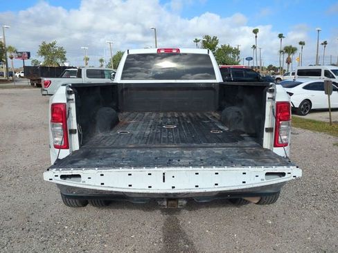 Used 2021 RAM 3500 Big Horn image 13