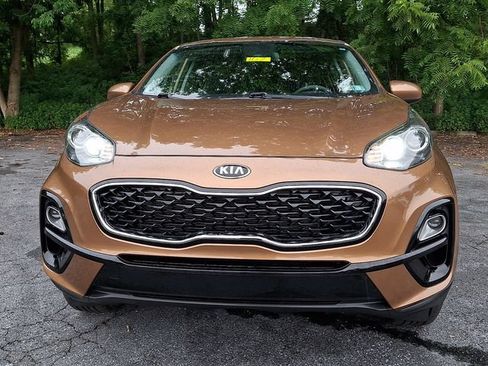 Used 2020 Kia Sportage LX AWD/4WD image 2