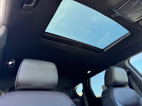 Used 2019 Chevrolet Blazer RS FWD image 15