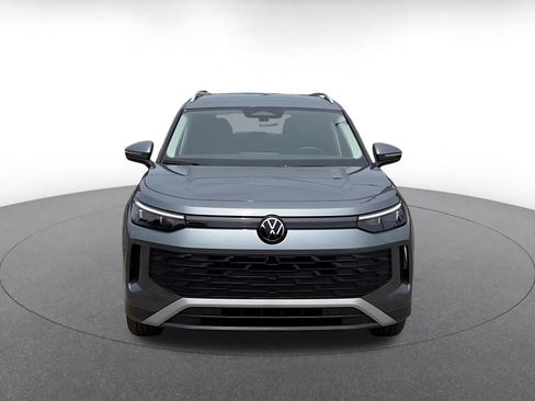 Used 2026 Volkswagen Tiguan SE AWD/4WD image 4