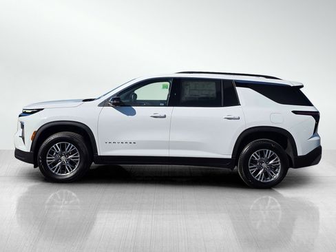 New 2025 Chevrolet Traverse LT w/ Driver Confidence Package image 4