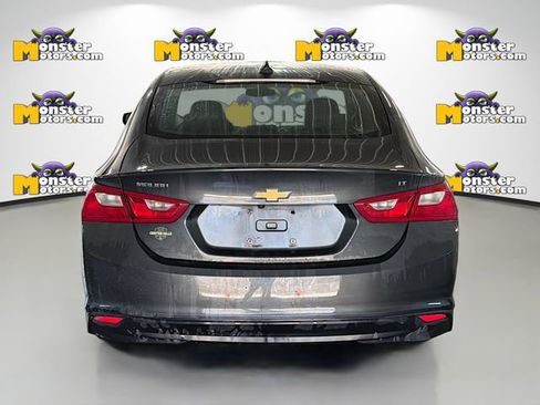 Used 2017 Chevrolet Malibu LT image 5