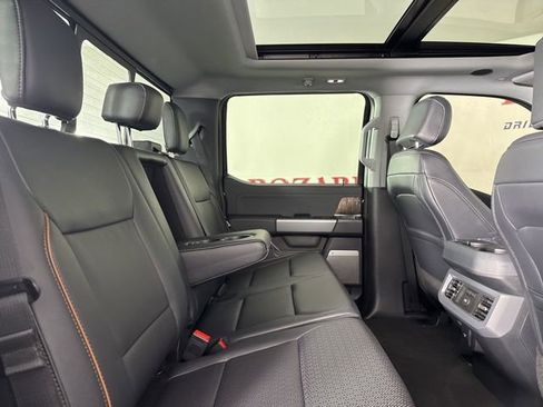 New 2026 Ford F350 Lariat w/ Black Appearance Package image 25