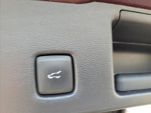 Certified 2021 Ford Escape SEL w/ Technology Package image 11