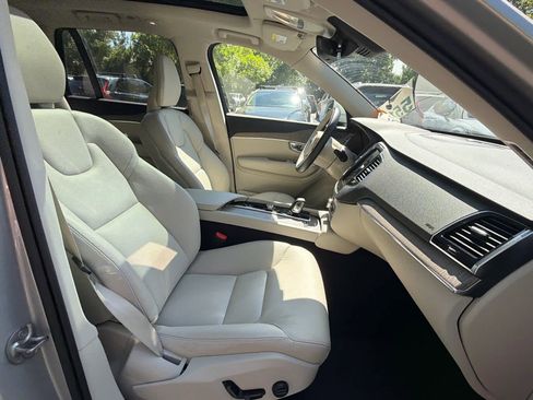 Certified 2023 Volvo XC90 B6 Plus w/ Protection Package AWD/4WD image 20